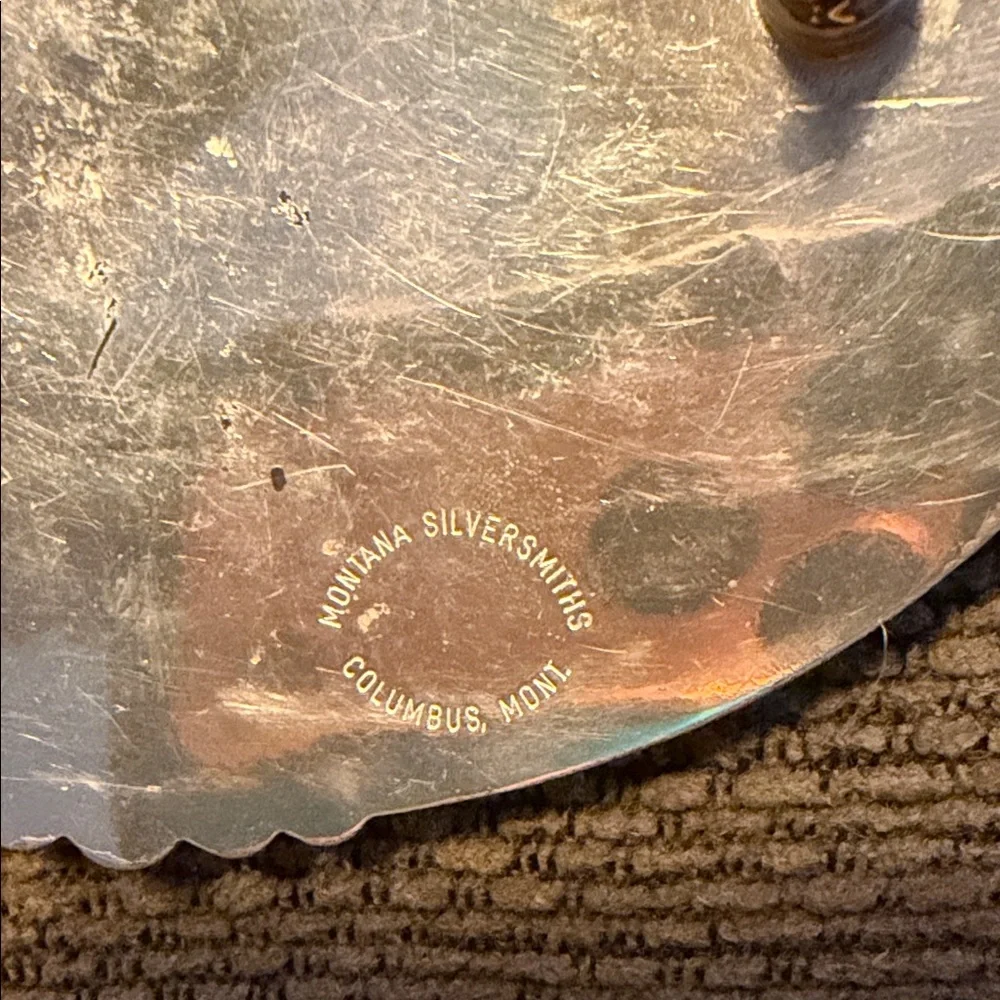 Montana Silversmiths Silver and Gold Buckle - Picture 2 of 7